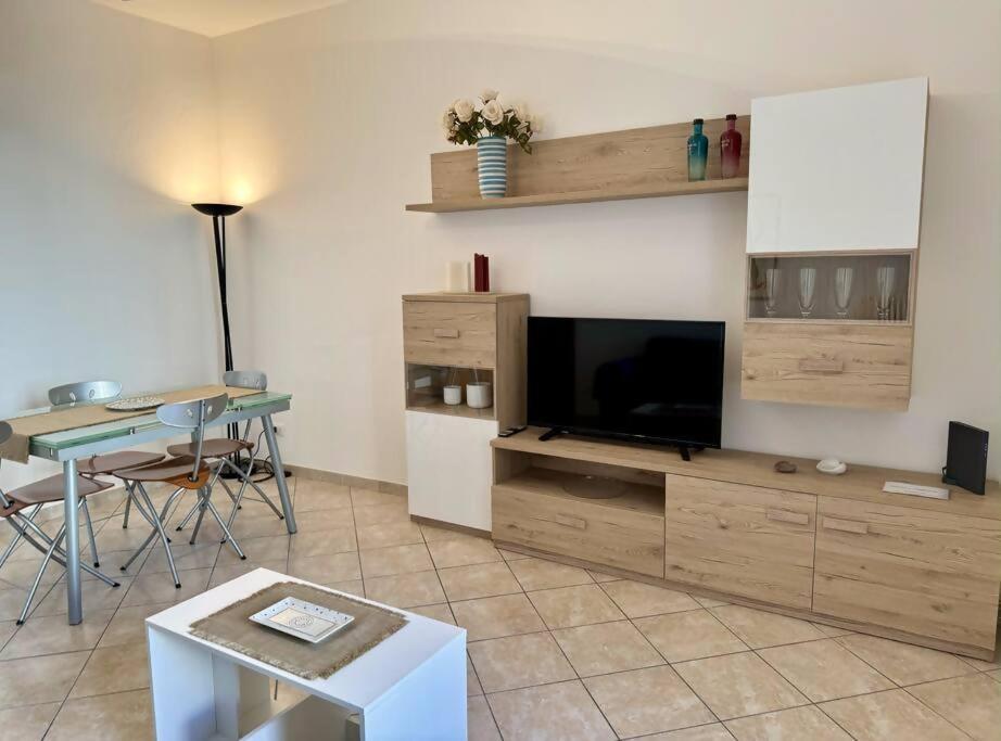 Apartament Ilaria House Como Zewnętrze zdjęcie