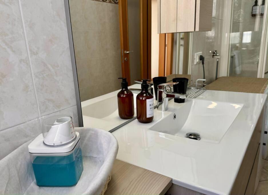 Apartament Ilaria House Como Zewnętrze zdjęcie